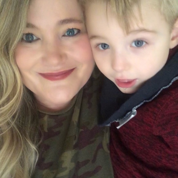 Meet your Posher, Mindy - Picture 11 of 16